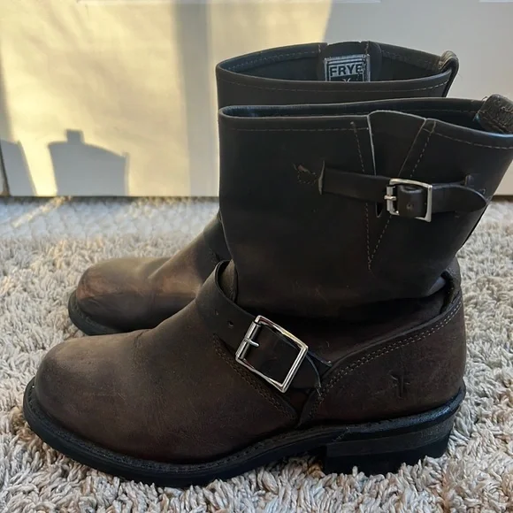 Frye Brown Boots - Picture 1 of 8